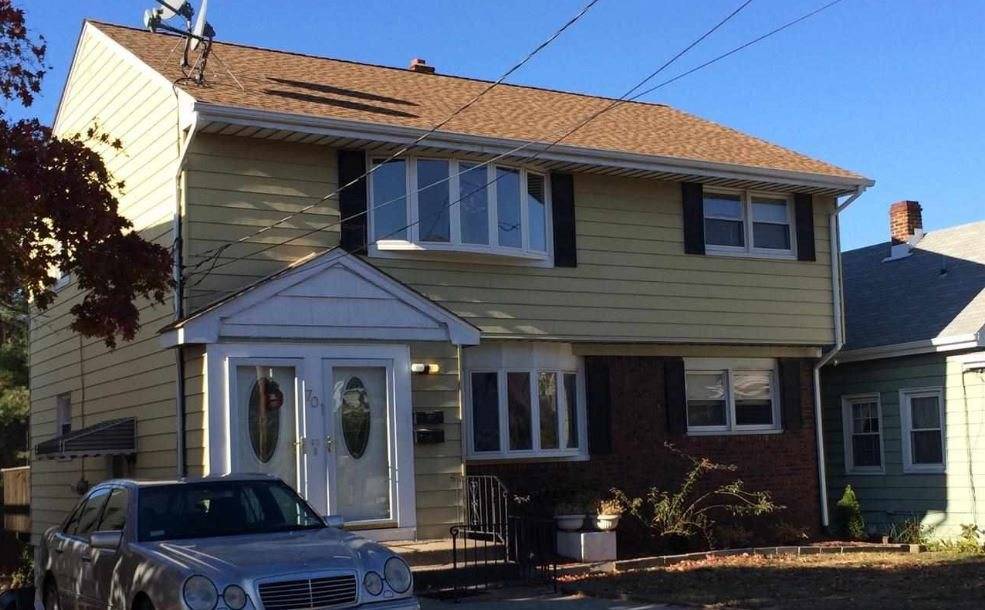 Large 1st floor living in a 2 family home - 3 BR New Jersey