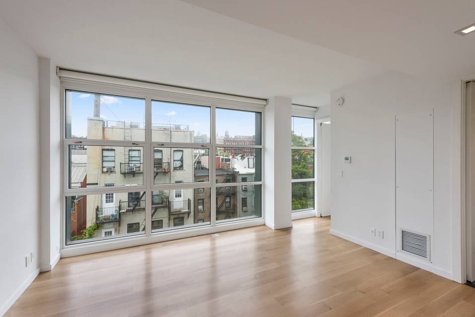 AMAZING 1 BED AT 250 BOWERY