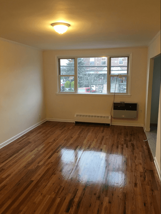 TWO BEDROOM APARTMENT FOR RENT FREE(HEAT,HOTWATER AND GAS)
