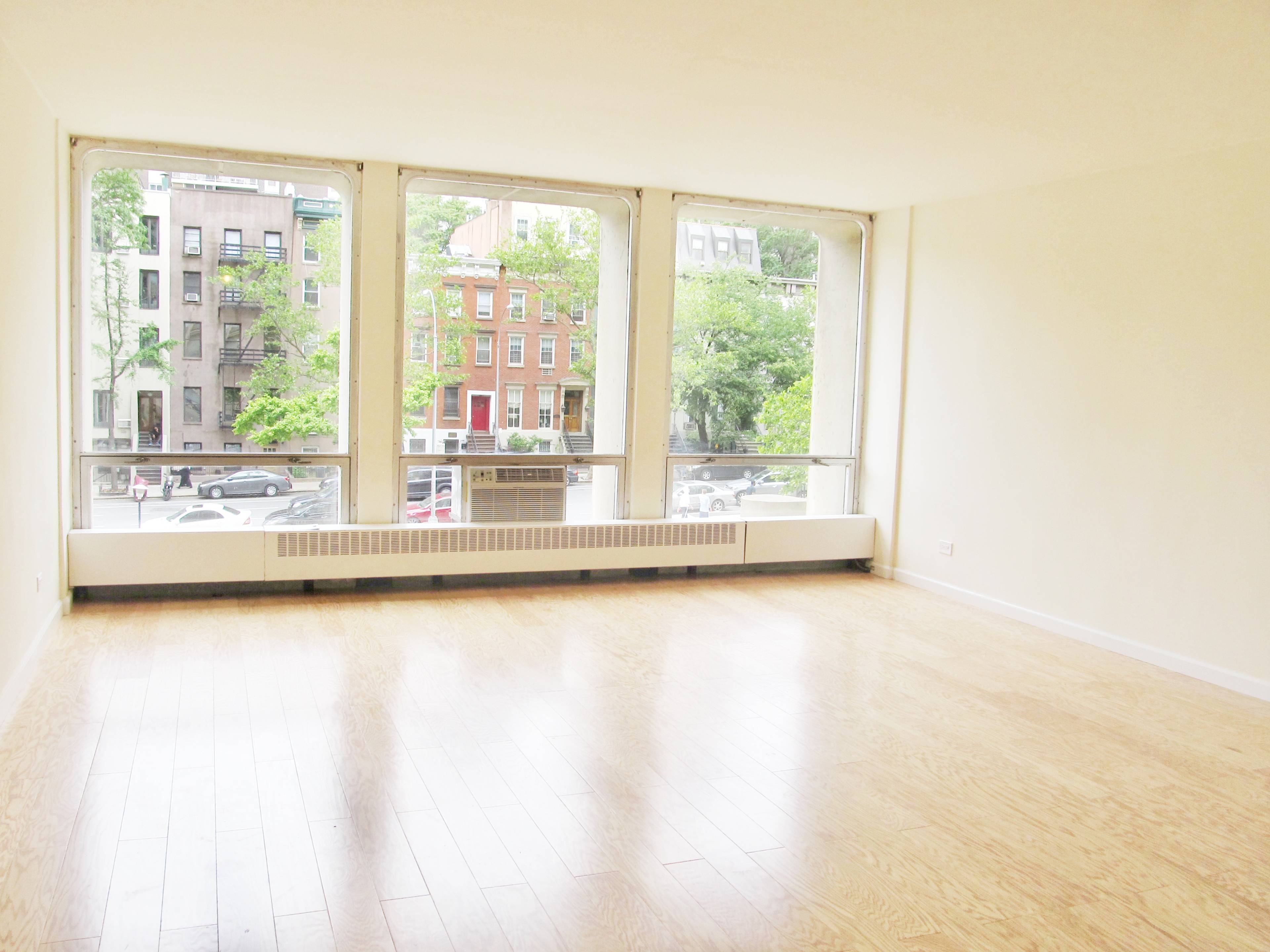 New Listing - Large Studio in Kips Bay for rent ! HUGE_Bright_ Southern View_ All Brand New SS Applicance