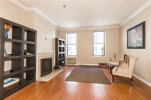 Don't miss out on this gorgeous sun-drenched 2BR/1BA