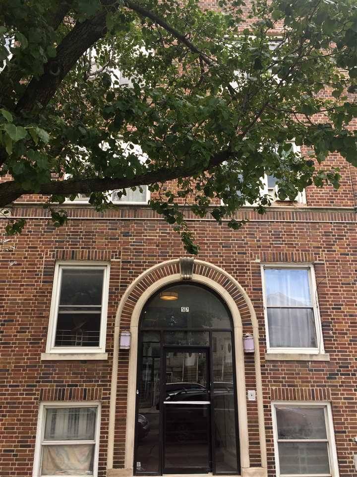 Short walking distance from JSQ path station - 1 BR Journal Square New Jersey