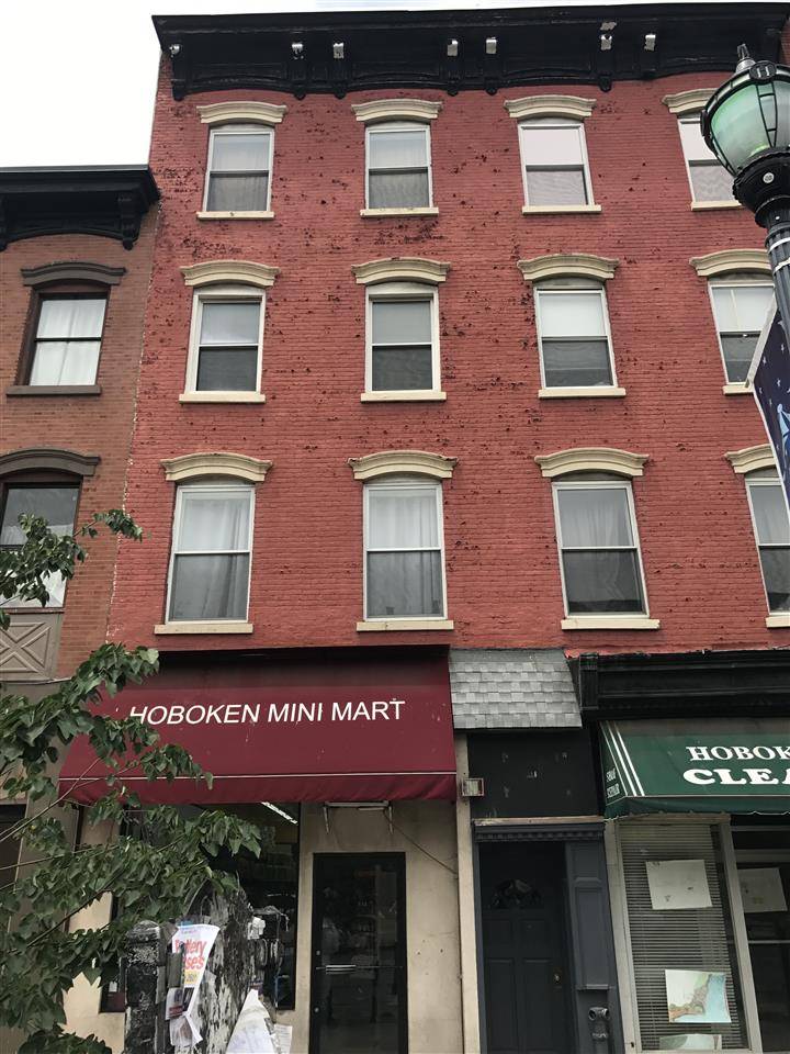 Cats welcome with landlords approval - 2 BR Hoboken New Jersey