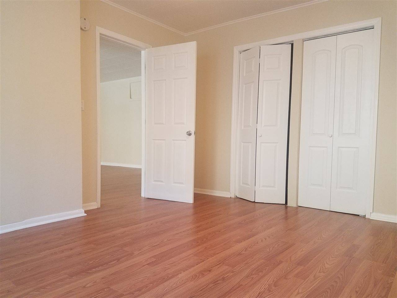 Peaceful 1 bed/1 bath apartment in Ridgefield Park with easy access to Rt