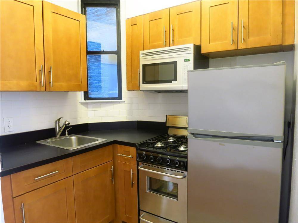 Spacious and bright studio in Yorkville!