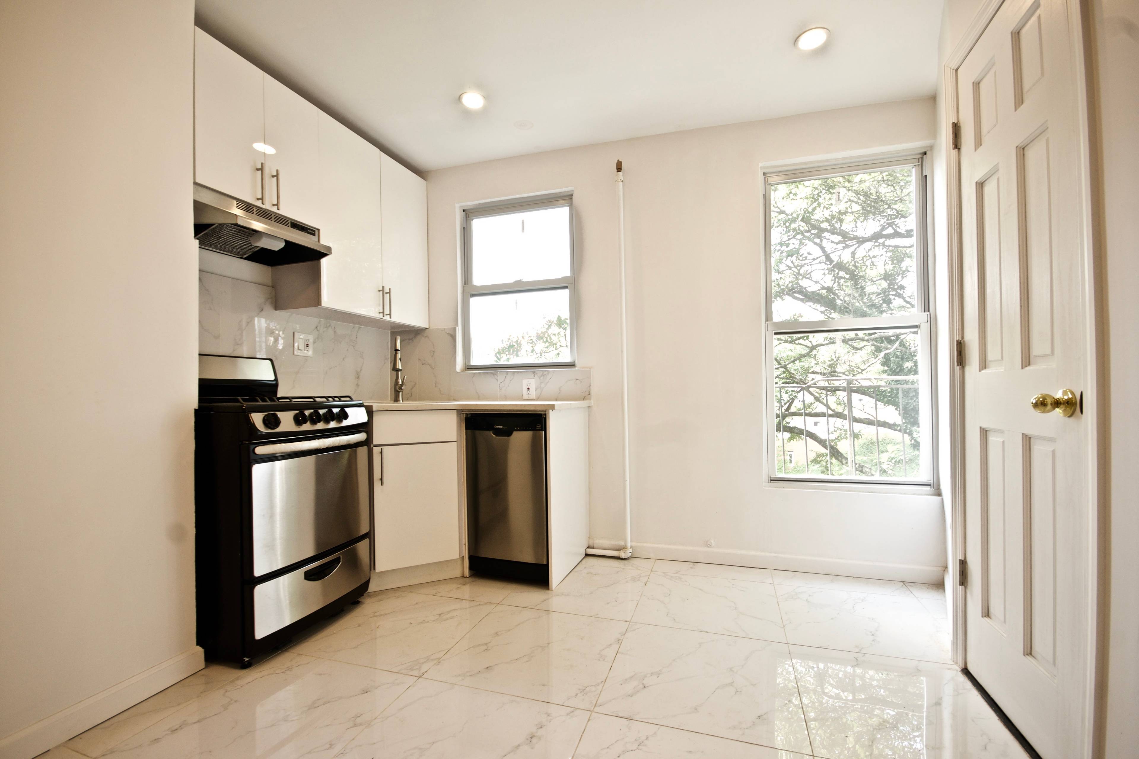 Spacious 1 Bedroom with New Renovations- 1 Block from the East River State Park!