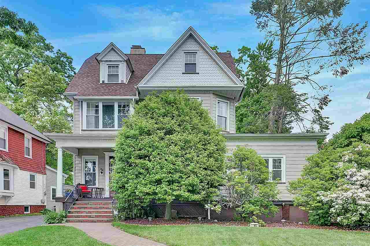 Impeccably maintained - 6 BR New Jersey