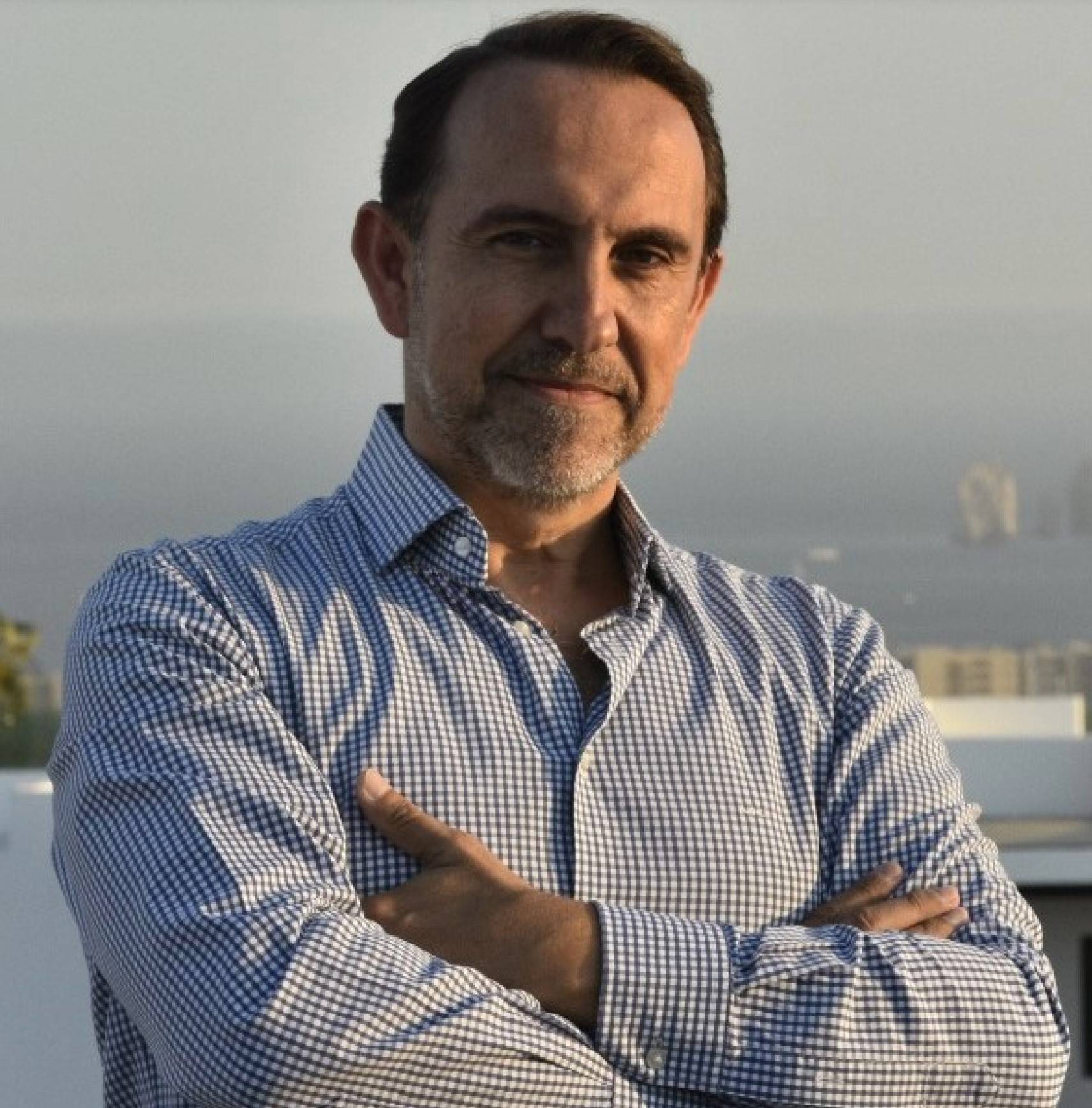 Sergio Baños E.