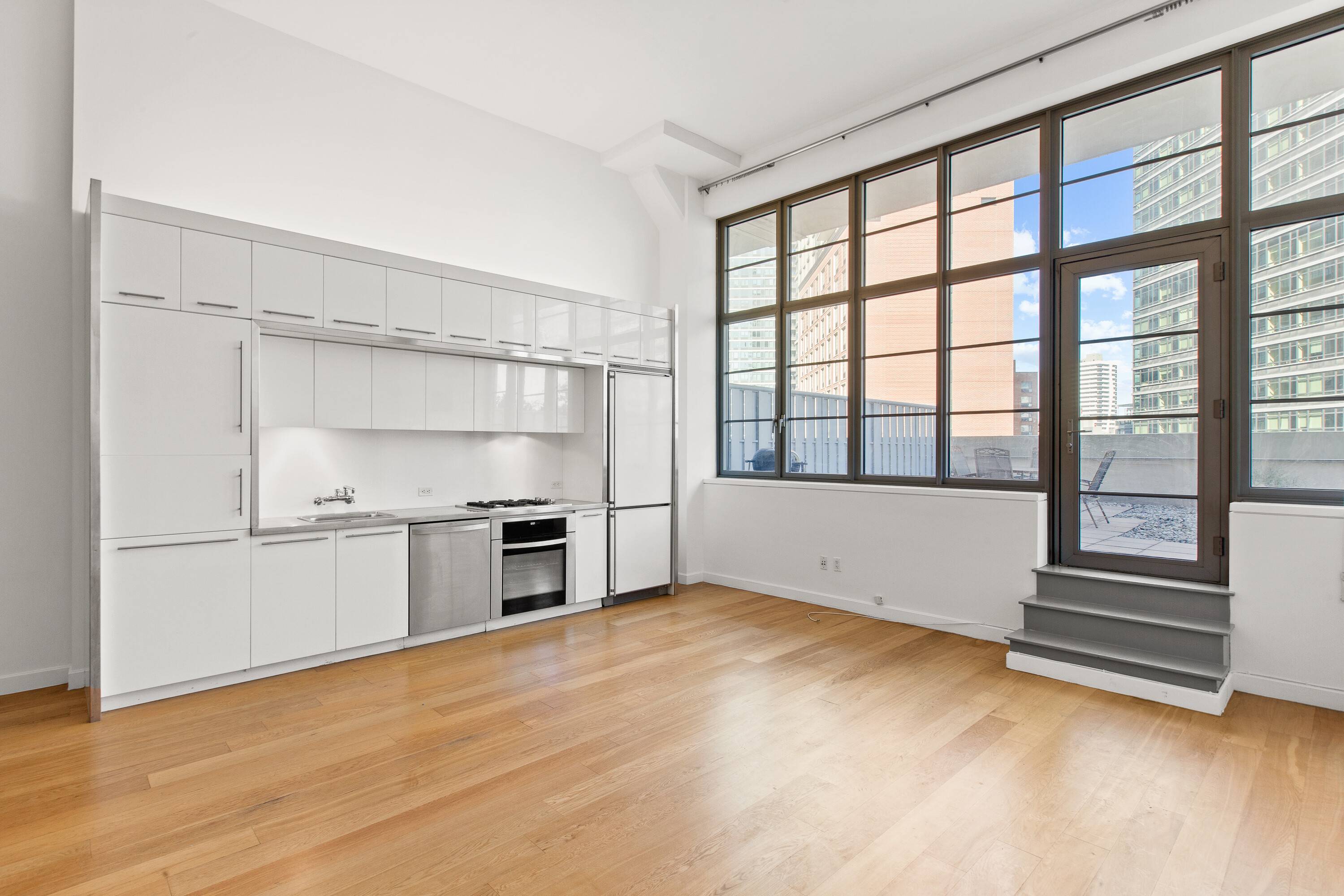 Arrist Lofts LIC - Spectacular Convertible 2Bedroom Loft with 725 SF Terrace