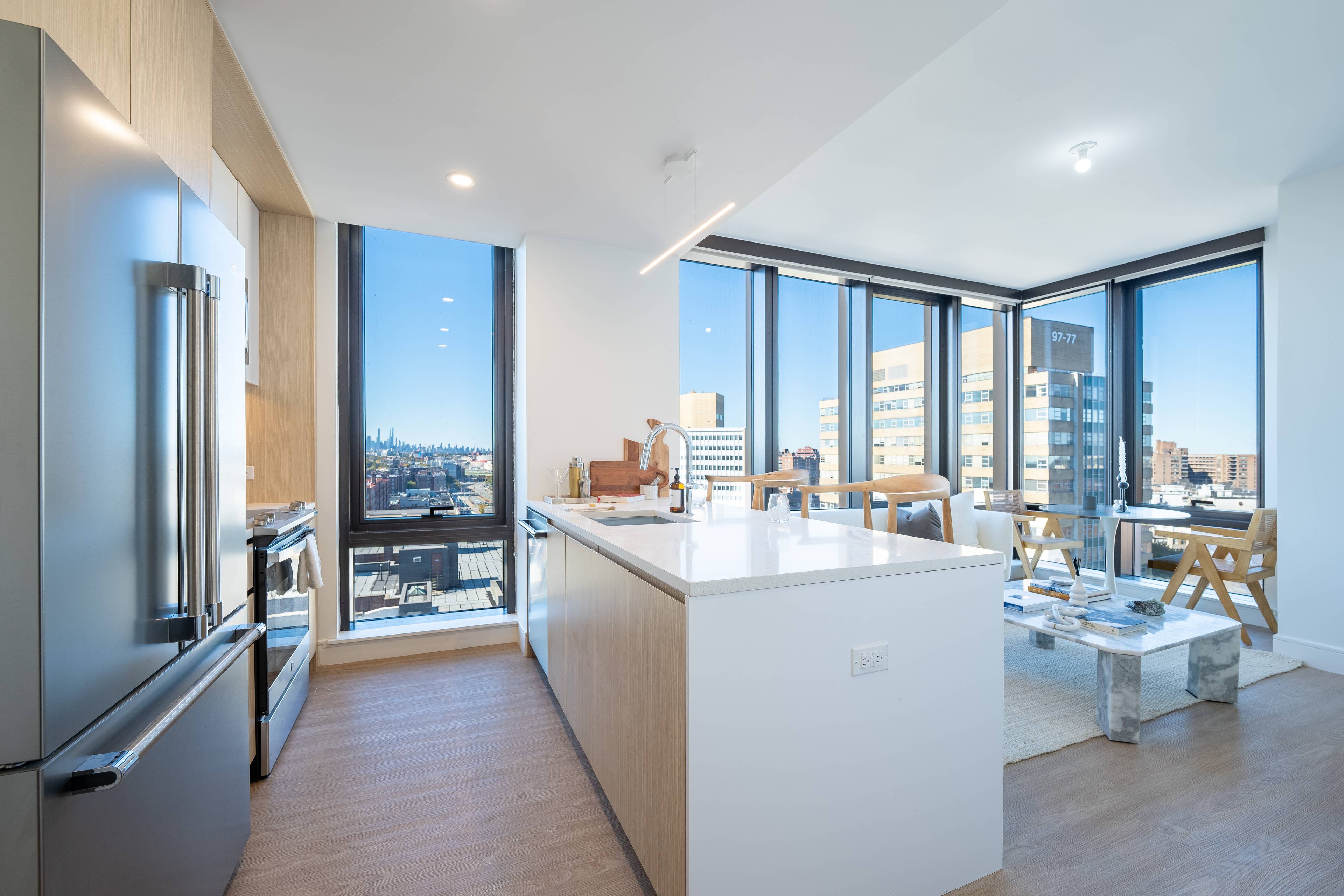 NEW DEVELOPMENT LUXURY RENTAL TOWER WITH FULL -SERVICE AMENITIES