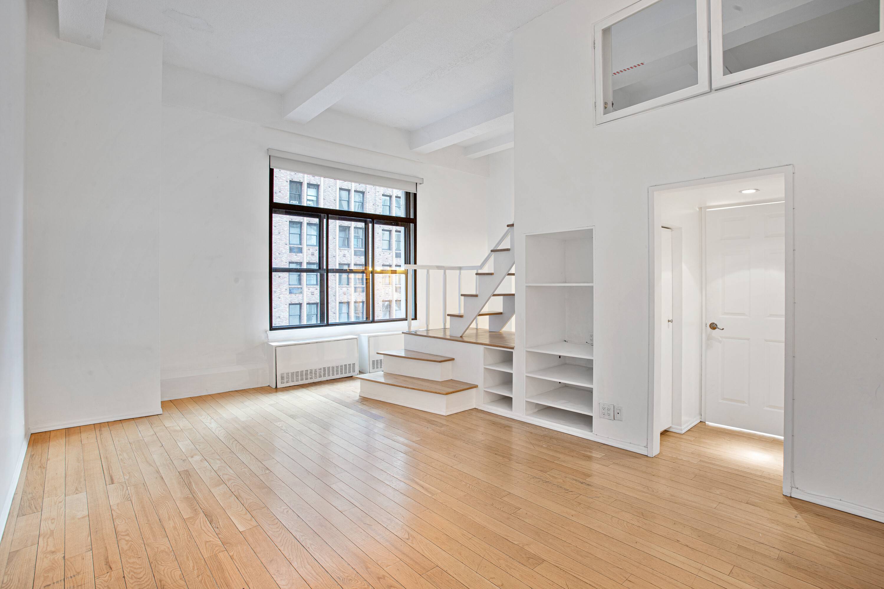 Spacious One Bedroom Duplex Loft in Murray Hill