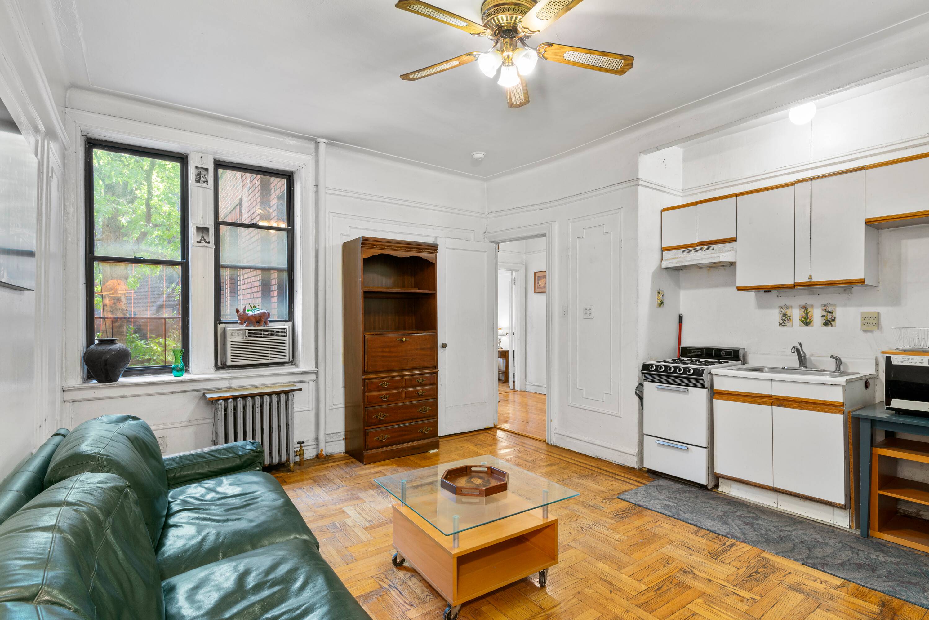 Peaceful and Lovely 1 BR Layout! Renovate and design this potential gem!