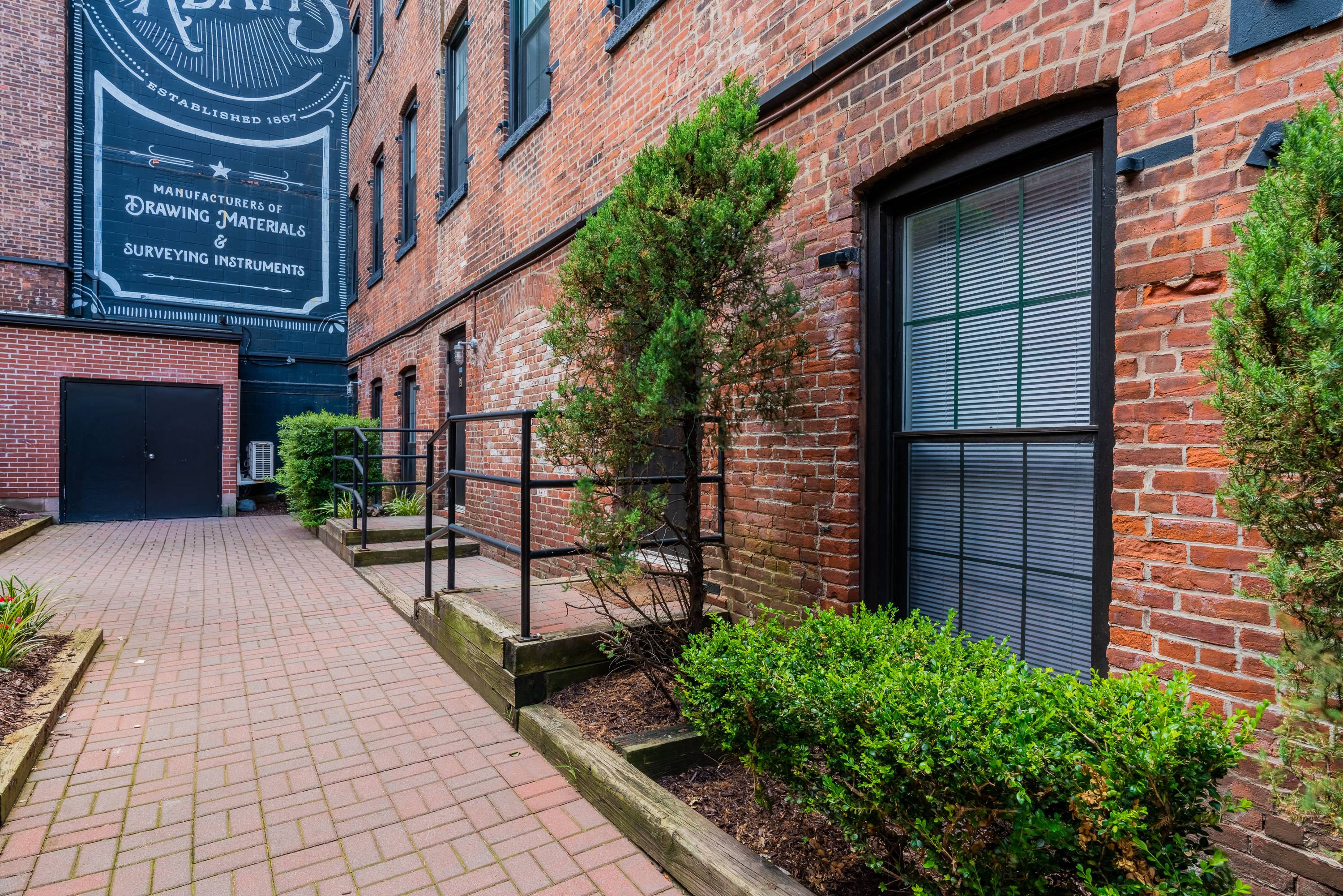 One of a Kind 2 Bedroom 1.5 Bath Soho-Loft Style Home W/ Office Space in Downtown Hoboken!  Washer/Dryer In Unit.  Minutes to the Hoboken  Path Train and Bus Lines! Onsite Parking!  Pet Friendly!