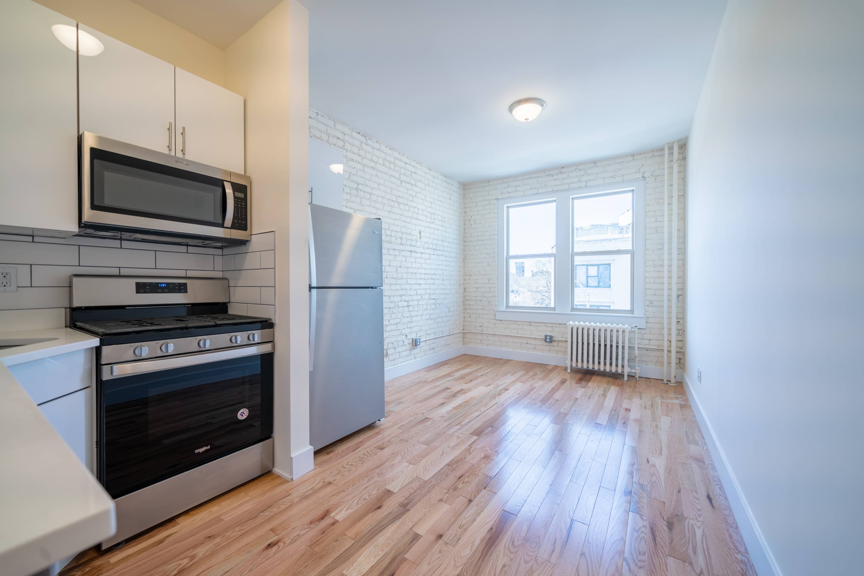 1  BR- Stunning Renovated One Bedroom in Prime Journal Square Location!  Laundry on Site, Seconds to the Journal Square Path Transportation Center!