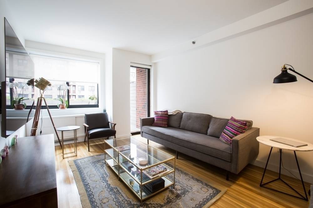 1 month free, 1 bed/ 1 bath Apartment with Private Outdoor Terrace, W/D in unit and pet friendly!