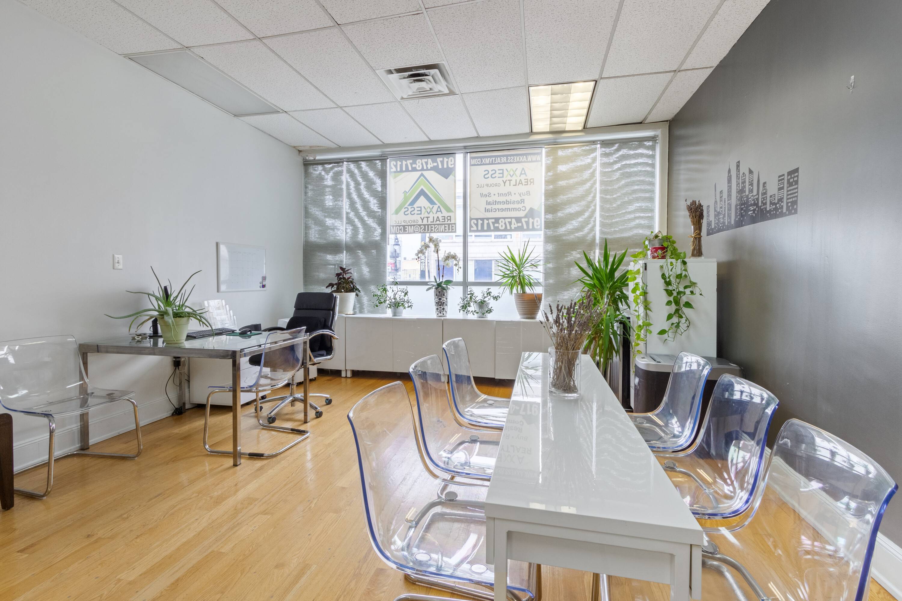 Astoria Office Space for Lease On Busy Steinway Street
