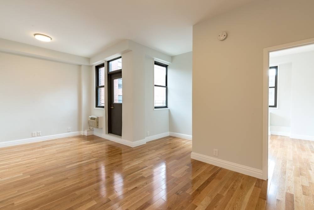 **No Fee, 1 Bed/ 1 Bath Apartment in LUXURY, Midtown East, Kips Bay Building, Washer/ Dryer in Unit