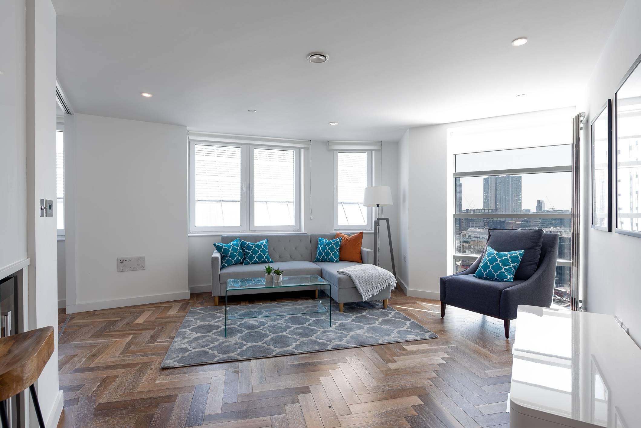 A modern 2-Bedroom apartment of 1,000 square feet on the 18th floor of this new development on City Road.