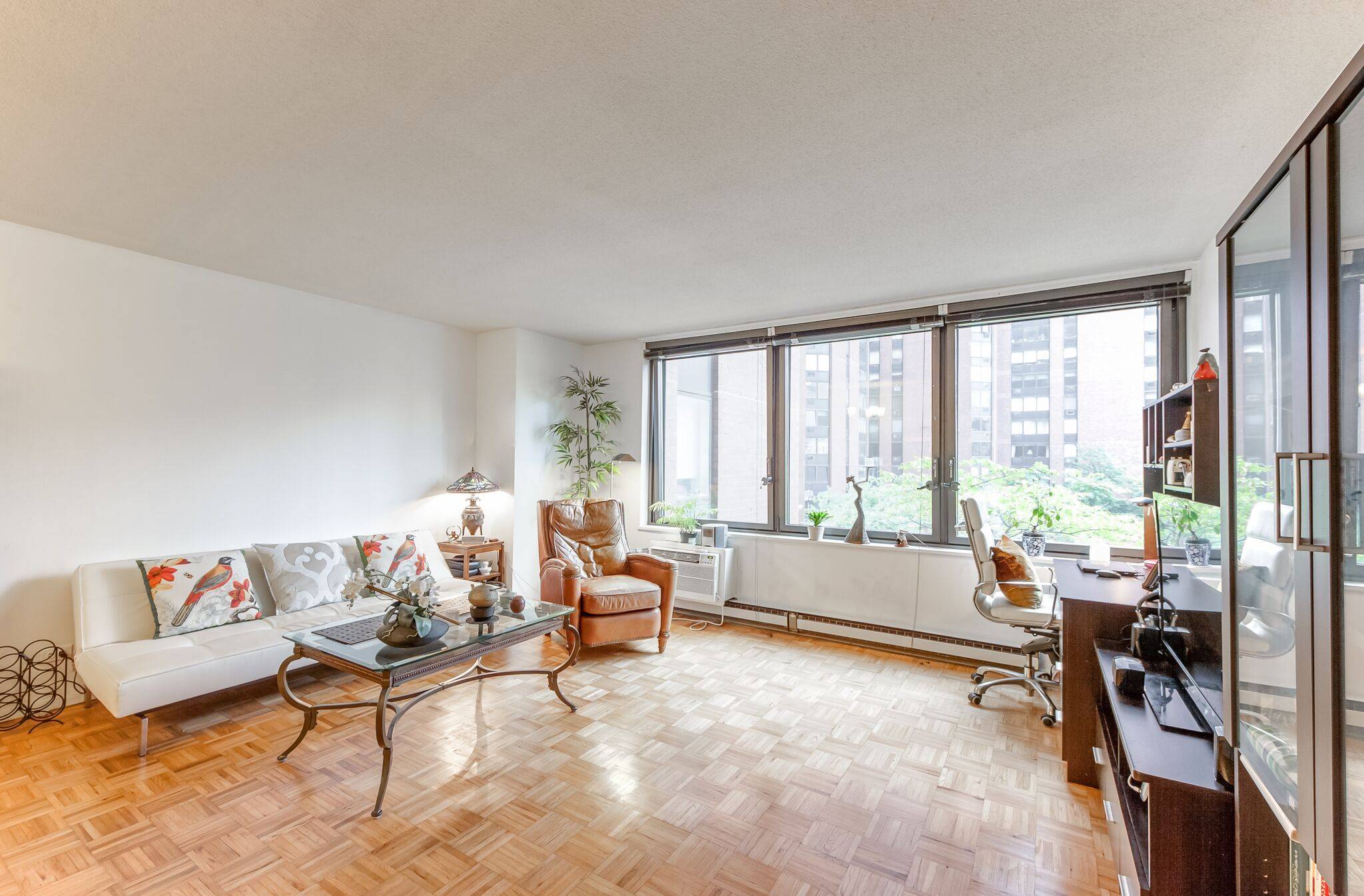 Spectacular 1 Convertible 2BR in the Upper East Side!