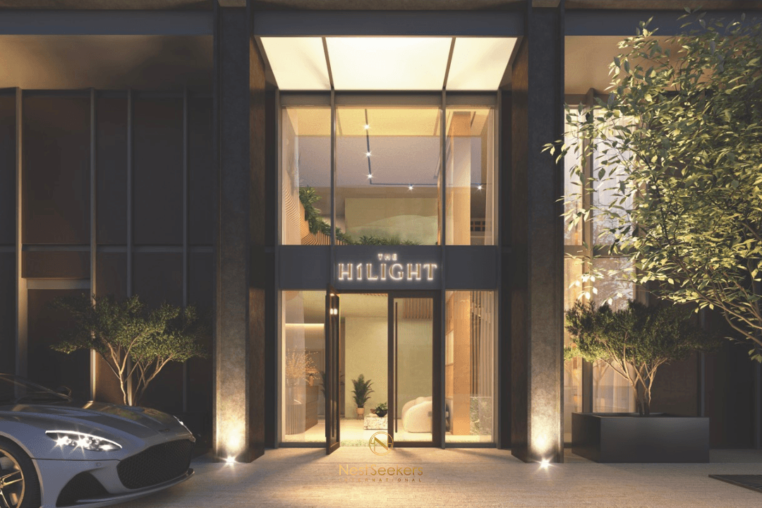 The HiLight - Entrance