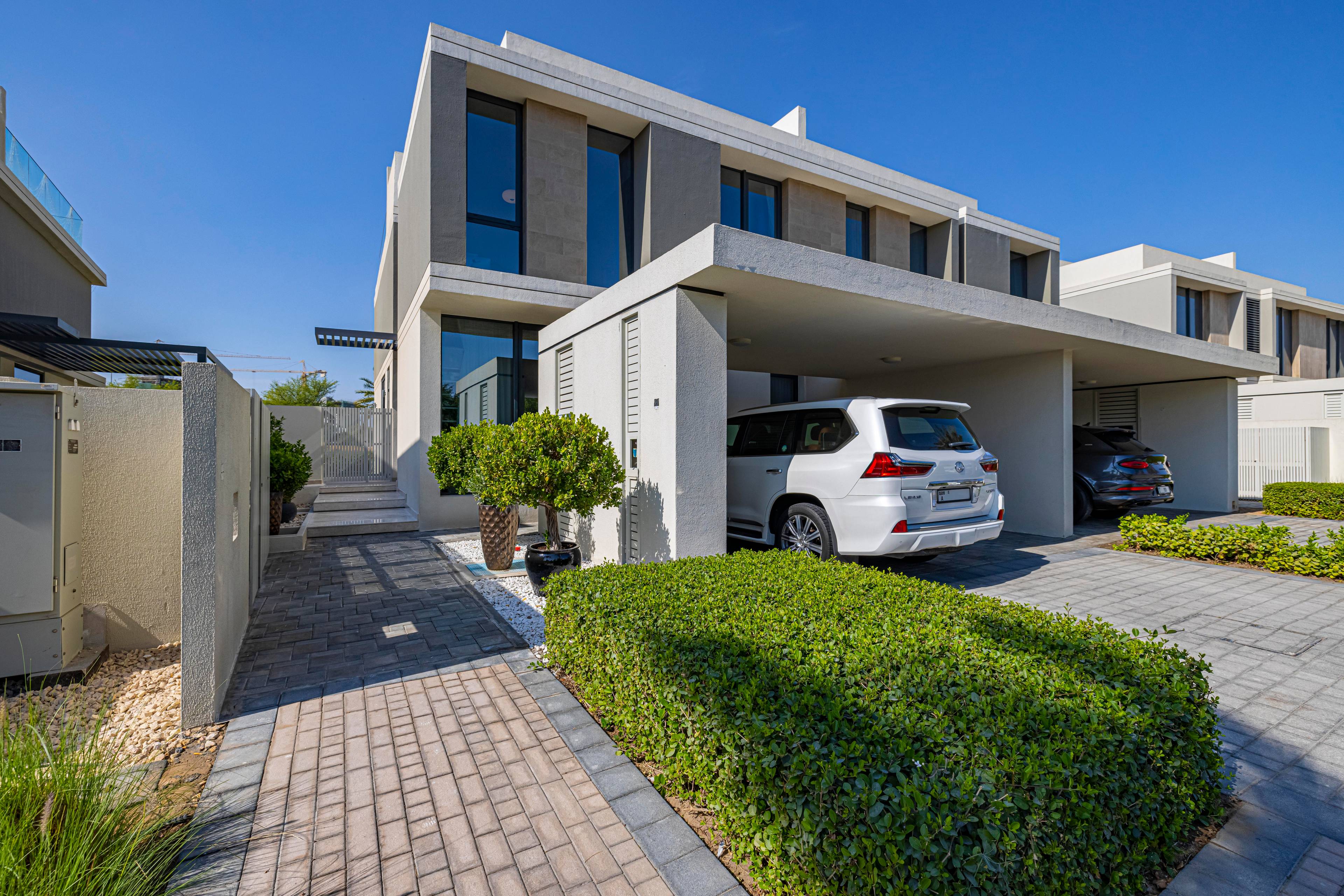 4 bed Villa with Golf Views |Dubai Hills | Motivated Seller