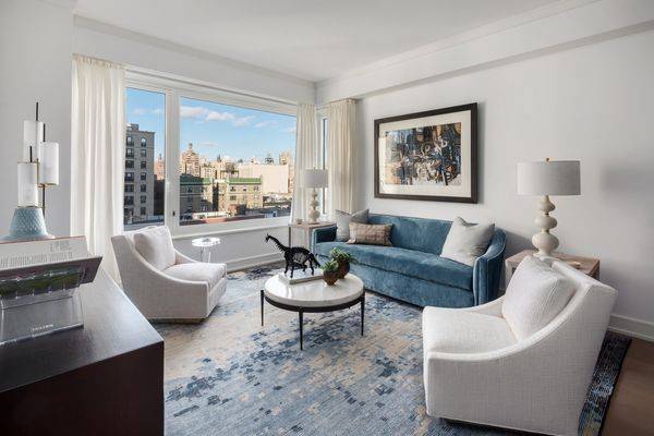 EXCEPTIONAL UPPER WEST SIDE SANCTUARY WITH 3 BED, NO BROKERS FEE