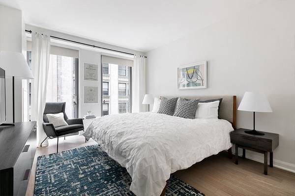 No Fee Flatiron Sanctuary... 1 Bed, 1 Bath steps away from Madison Square Park