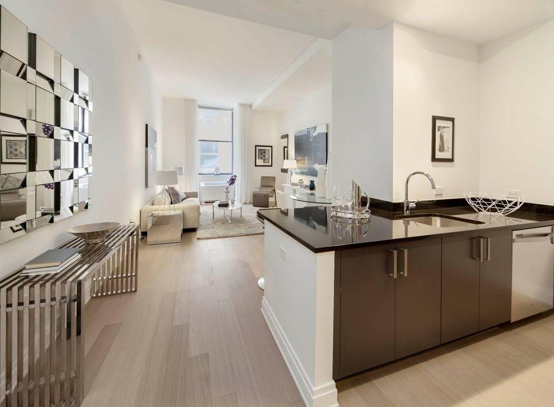 LUXURIOUS NO FEE | 1 BED/ 1 BATH APARTMENT IN FINANCIAL DISTRICT BUILDING | DOORMAN | DECK | FITNESS CENTER