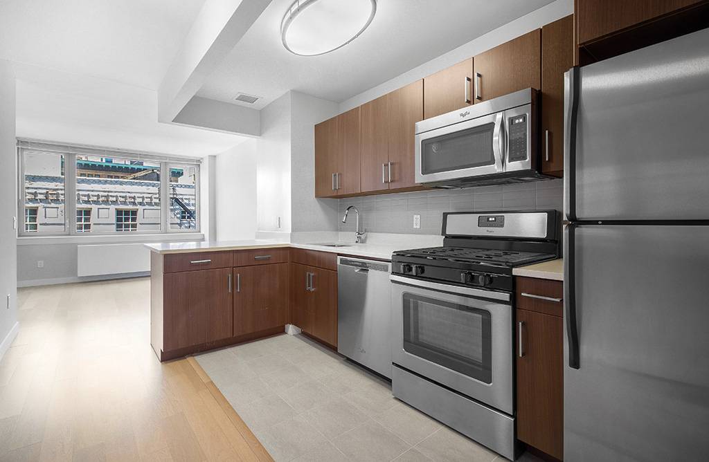 No Fee & 2 Months Free - Spacious Studio in West Chelsea Luxury Building - W/D in Unit & Modern Finishes