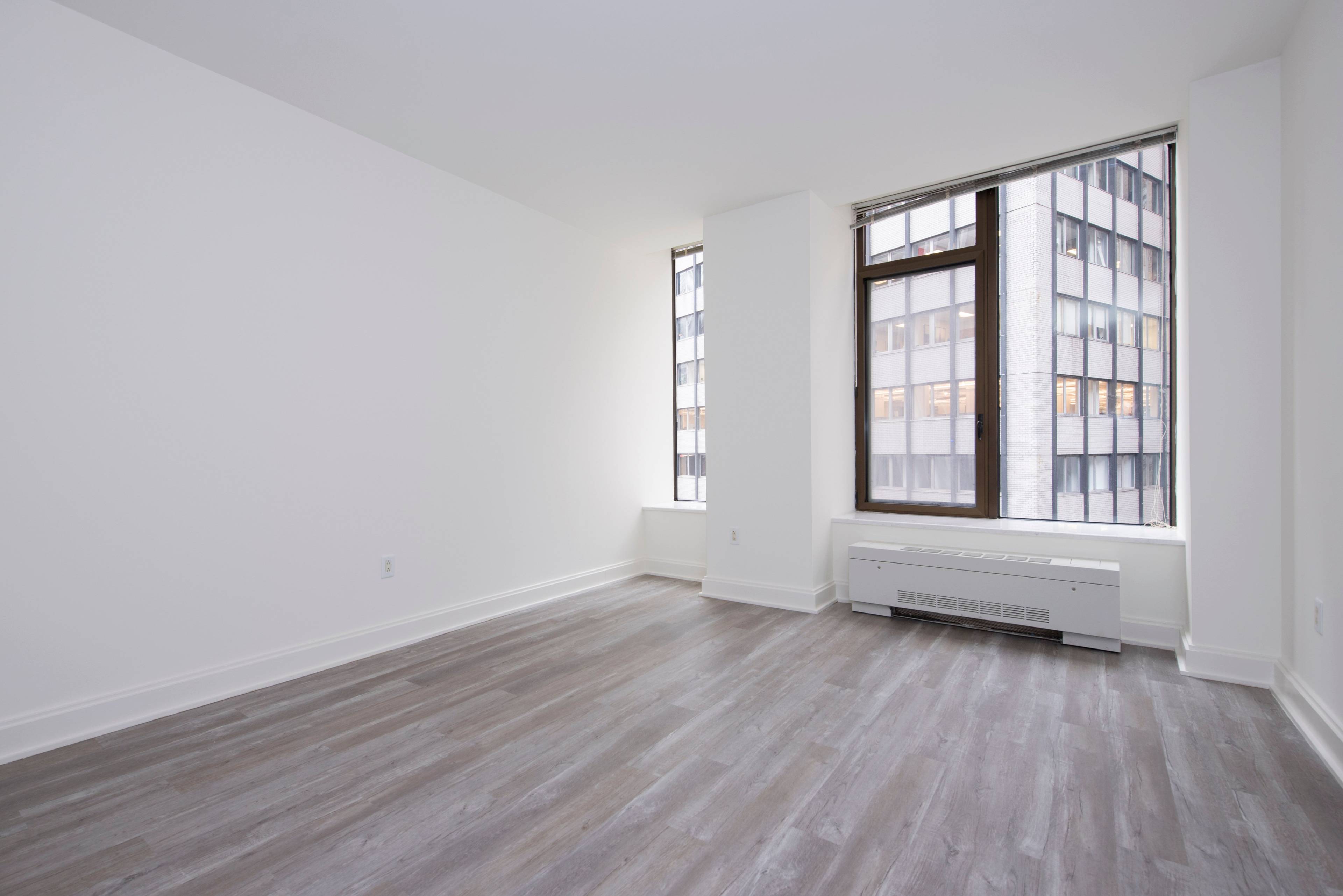 BEAUTIFUL ALCOVE STUDIO FULL OF AMENITIES IN IDEAL FINANCIAL DISTRICT LOCATION
