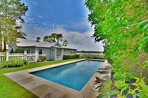 Southampton Waterfront Cottage w/ Pool and Dock