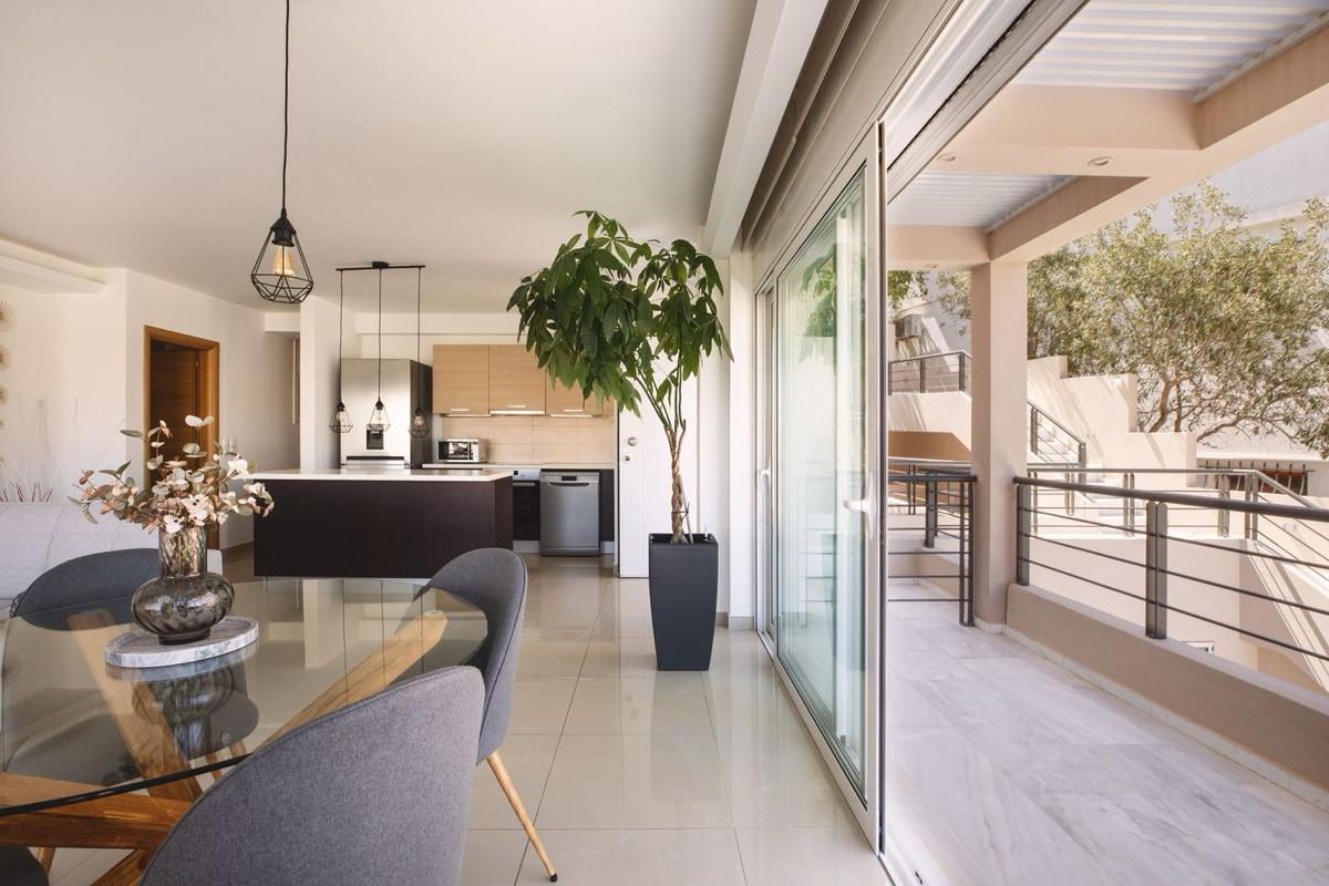 2-bed Apartment for Rent in Voula - Athens - Dining Room