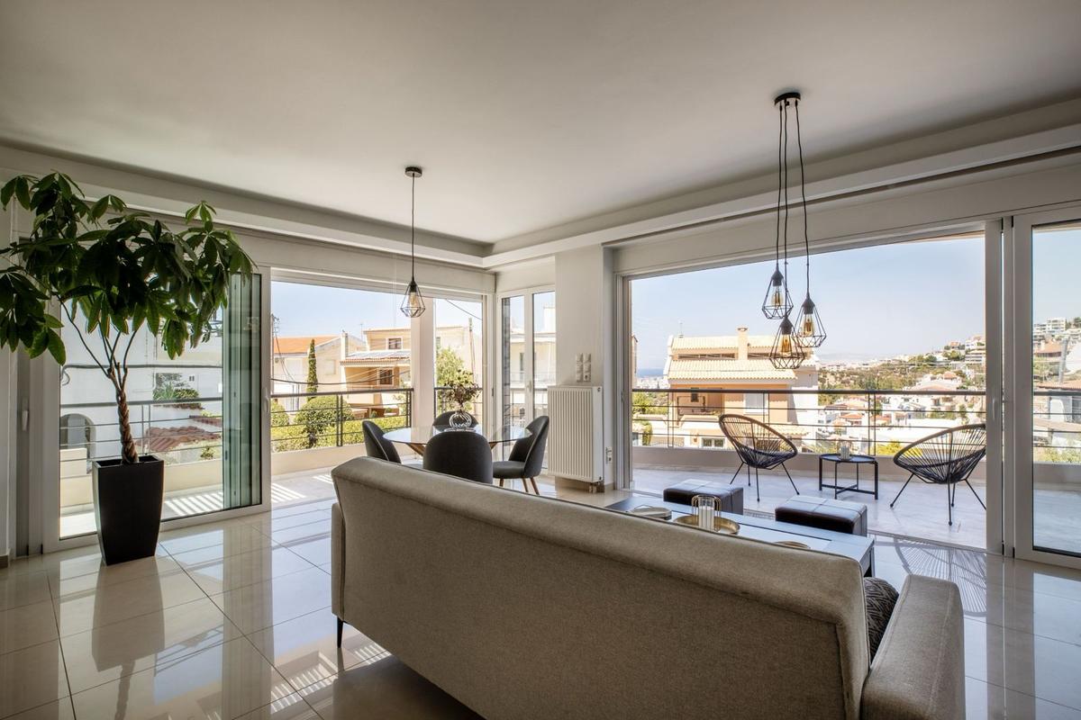 2-bed Apartment for Rent in Voula - Athens - Living Room