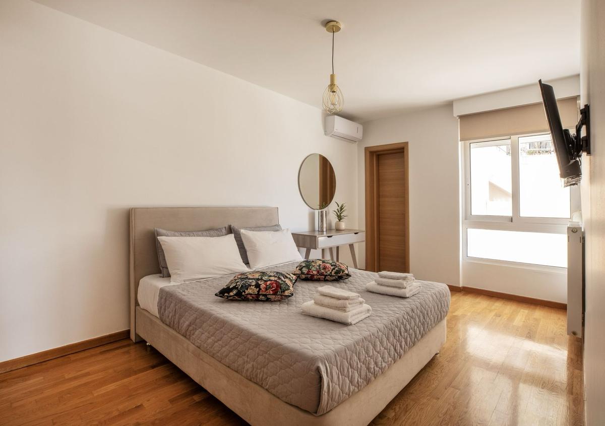 2-bed Apartment for Rent in Voula - Athens - Master Bedroom