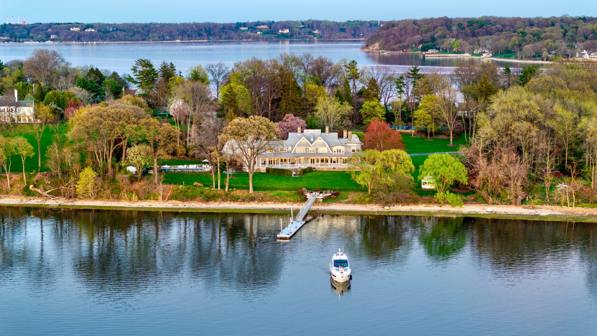 Resort Style Estate in Centre Island, NY on 5+ Acres