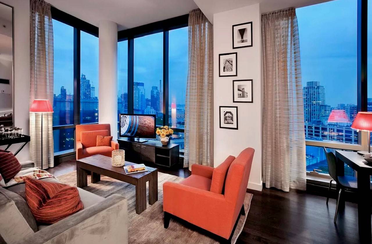 Full-Service Luxury | Lincoln Square | 2Bed.2Bath High-Floor, Corner Unit w/Amazing Views