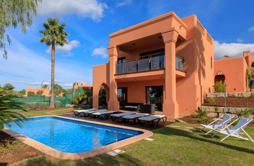3 Bedroom Villa w/ private pool | Amendoeira Golf Resort | Permanent Holiday Feeling