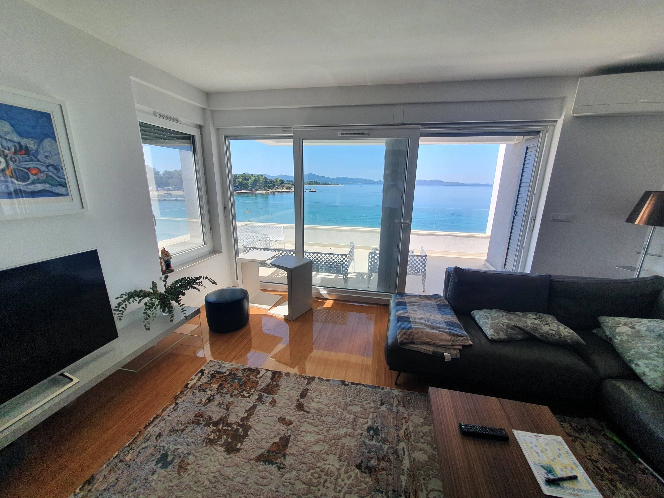 EXCLUSIVE APARTMENT, FIRST ROW TO THE SEA - ZADAR, DIKLO