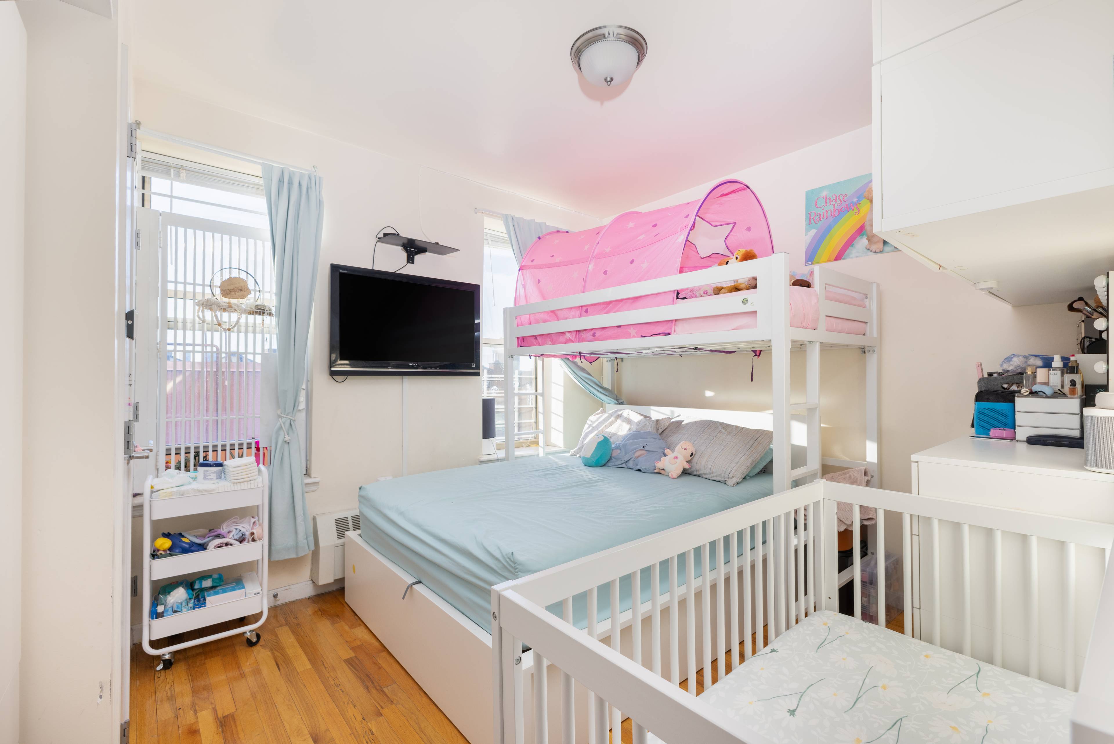 City Comfort: Welcoming 1-Bedroom Apartment in Vibrant Upper West Side
