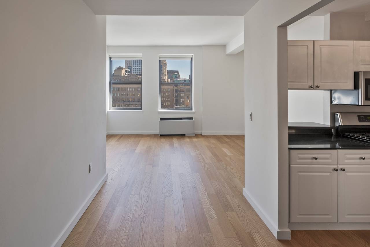 Stunning City Views in a Luxury 1 Bedroom/1 Bath in Battery Park