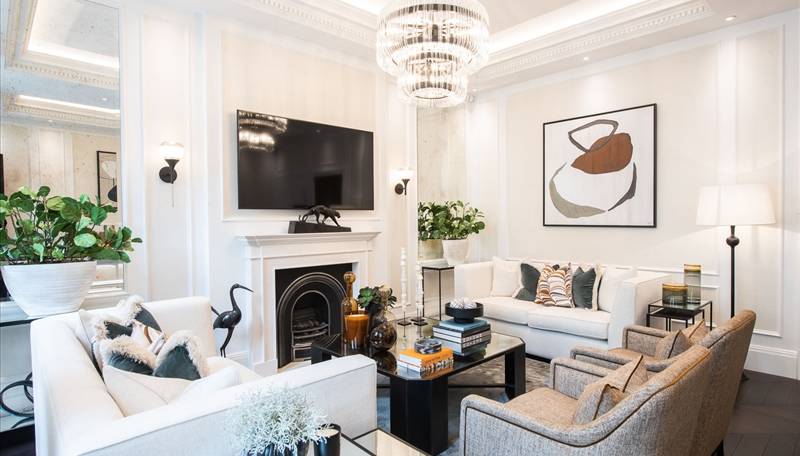 Newly Refurbished, Exceptional 2 Bed Apartment to Rent, Kensington