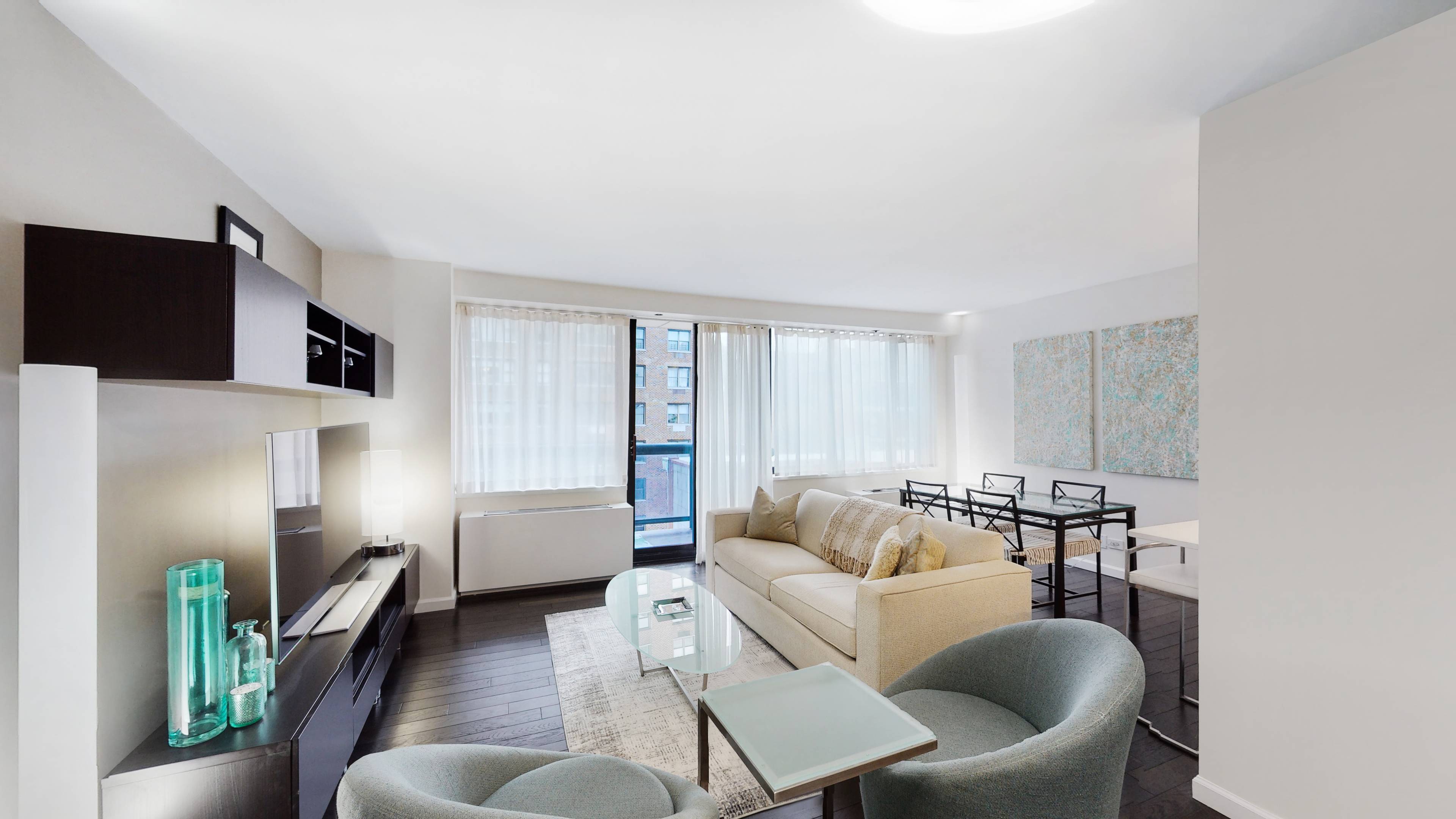 Beautiful Home | Excellent Value | 1Bed/1Bath | 820sqft + Balcony | Upper East Side