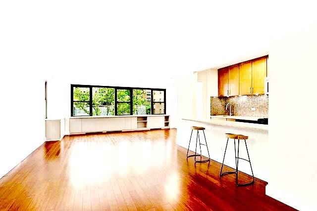 Gorgeous JR 4 (Flex 2) in Midtown East/Sutton Place ~ All New Renovations ~ 1000 Sq. Ft!