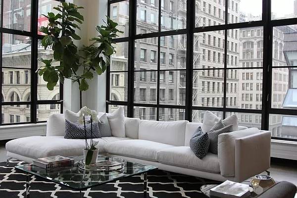 World-Class 5,936 Sq-Ft Penthouse in Boutique 5th Avenue Building