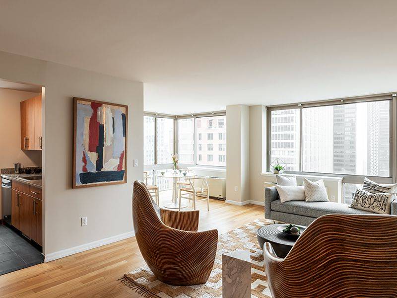FINANCIAL DISTRICT *3 BEDROOM - 2 Bath SUITE*  Luxury Architectural Sky Getaway Hi-Rise/ Heated Lap Pool/ Fitness/ Lounge Facility/ Dedicated Work Space/ Heart of Wall Street  *1.5 MO/FREE- No FEE