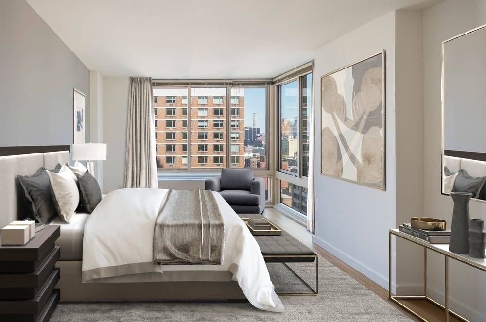 Spectacular renovated one bedroom and one bathroom has North-West exposures with stunning panoramic views of the city!