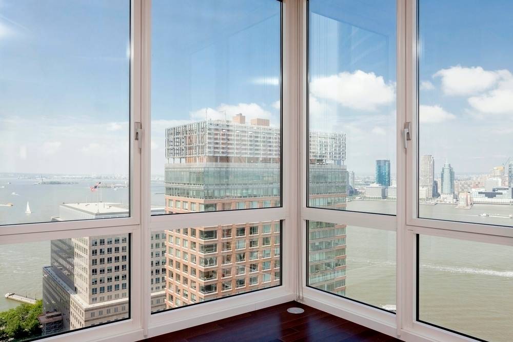 Gorgeous 3 Bedroom Penthouse in Battery Park City