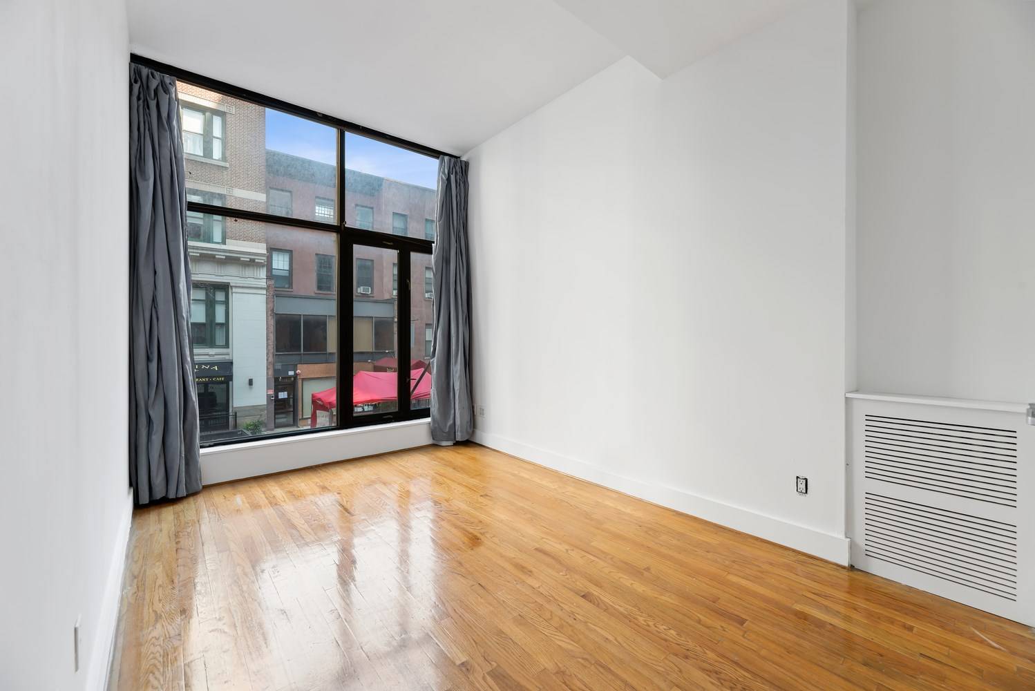 Large Loft-like 2 Bed in Nomad, Steps away from Madison Square Park