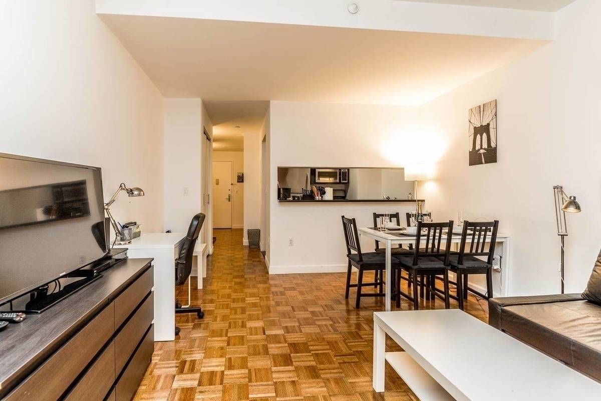 No Fee | 1BED/1BATH in Recently Converted Luxury Art-Deco Building