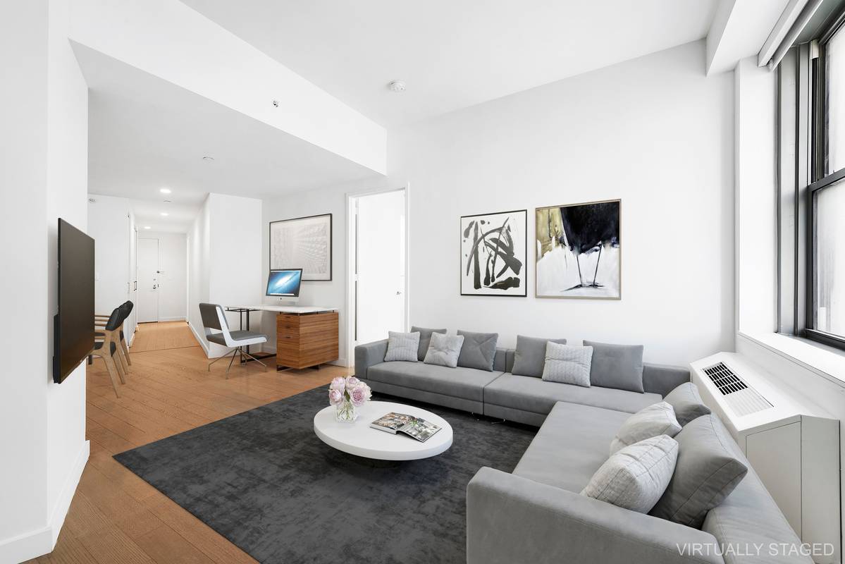 No Fee 2 Bed/2 Bath in Luxury Amenity Filled Financial District Building/4 Months Free!
